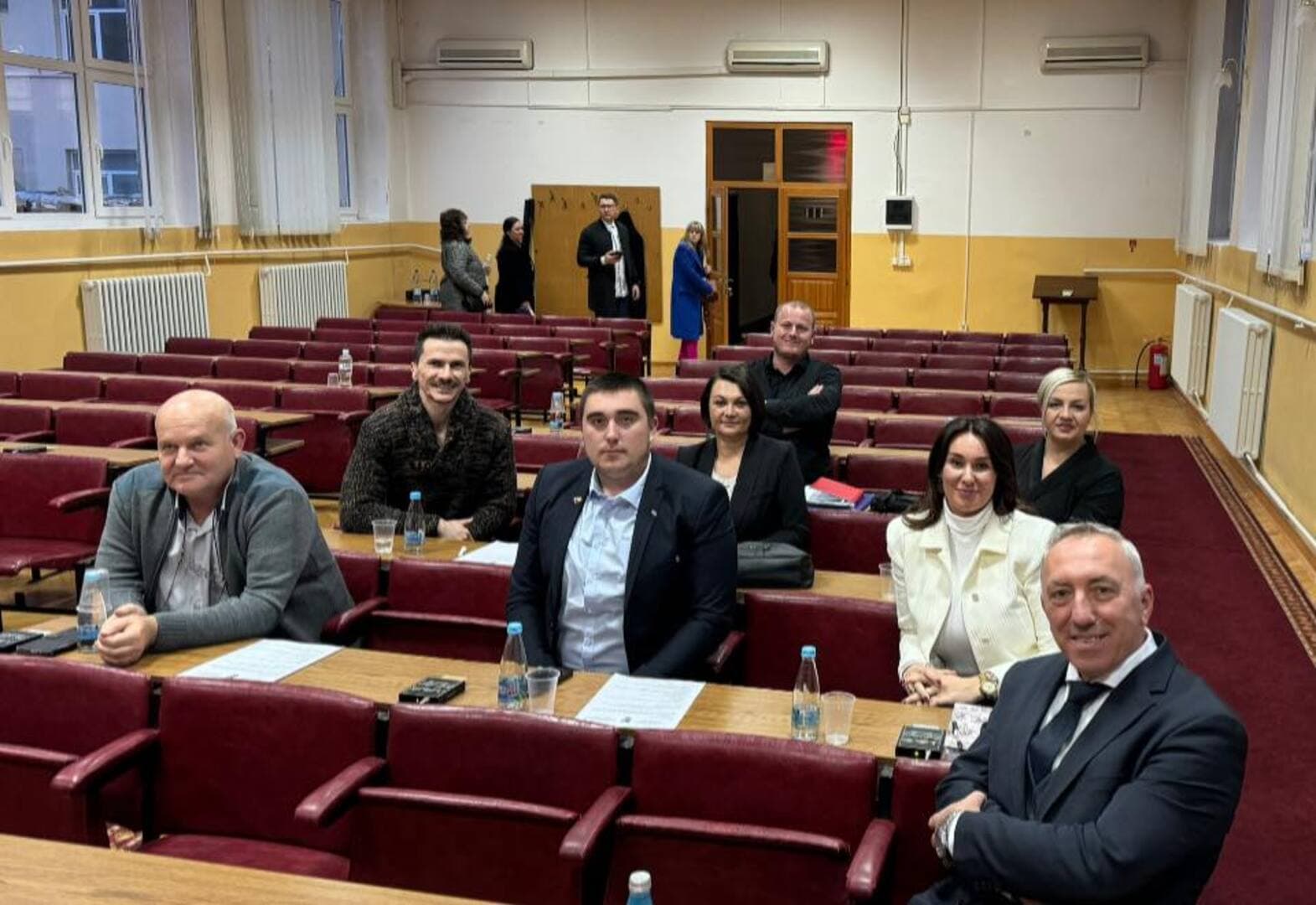 Fali ruka: SDA i NiP prave većinu u Bosanskom Petrovcu. Ali... - slika 1