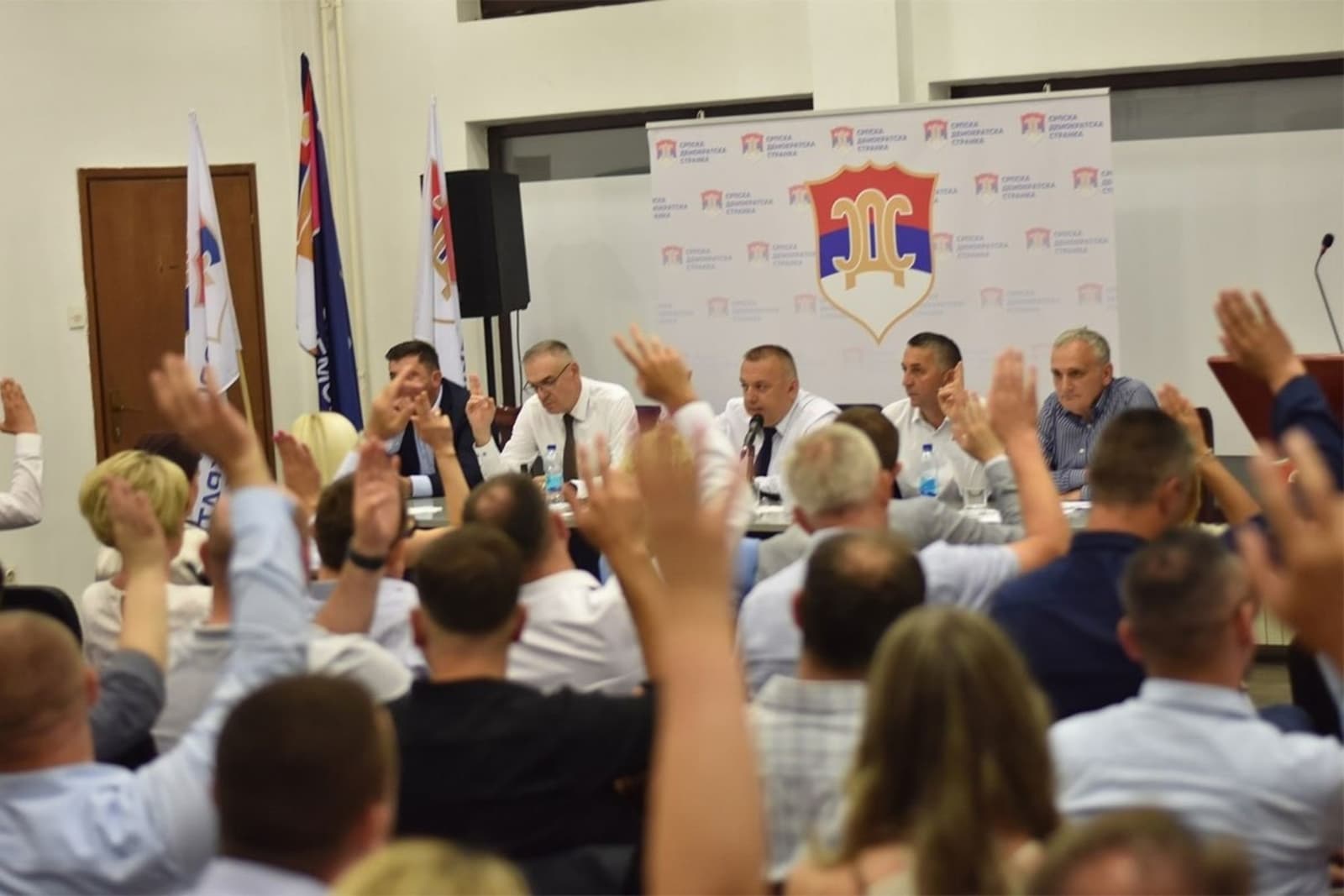 Oglasio se SDS: Evo šta su odluke - slika 1
