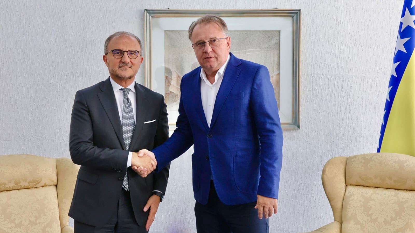 Soreca požuruje BiH: Izgubit ćemo milijardu eura ako ovako nastavimo - slika 1