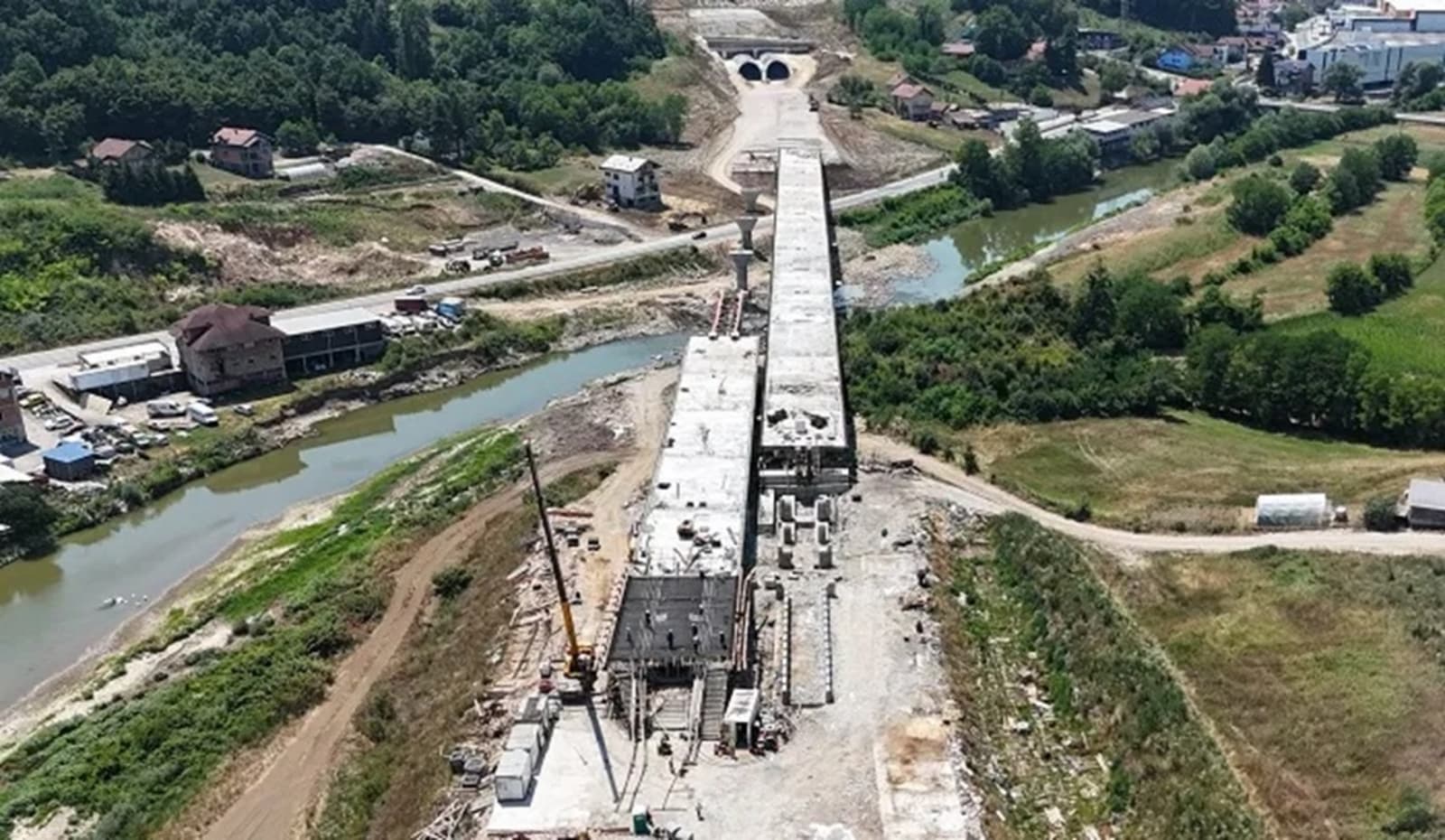 Potpuna blokada radova na koridoru 5 c! A cijene divljaju - slika 1