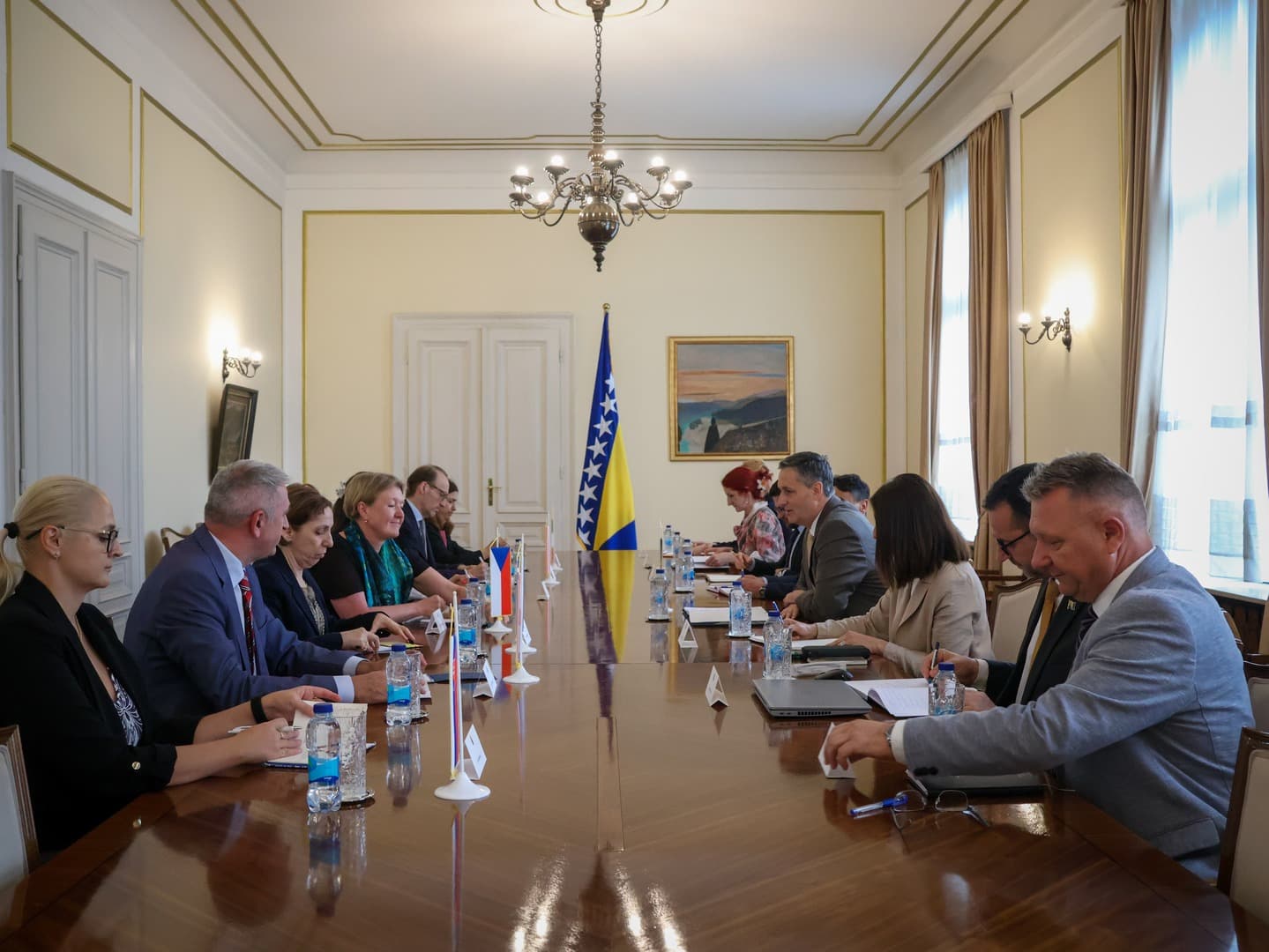 Bećirović traži sankcije protiv Dodika - slika 1