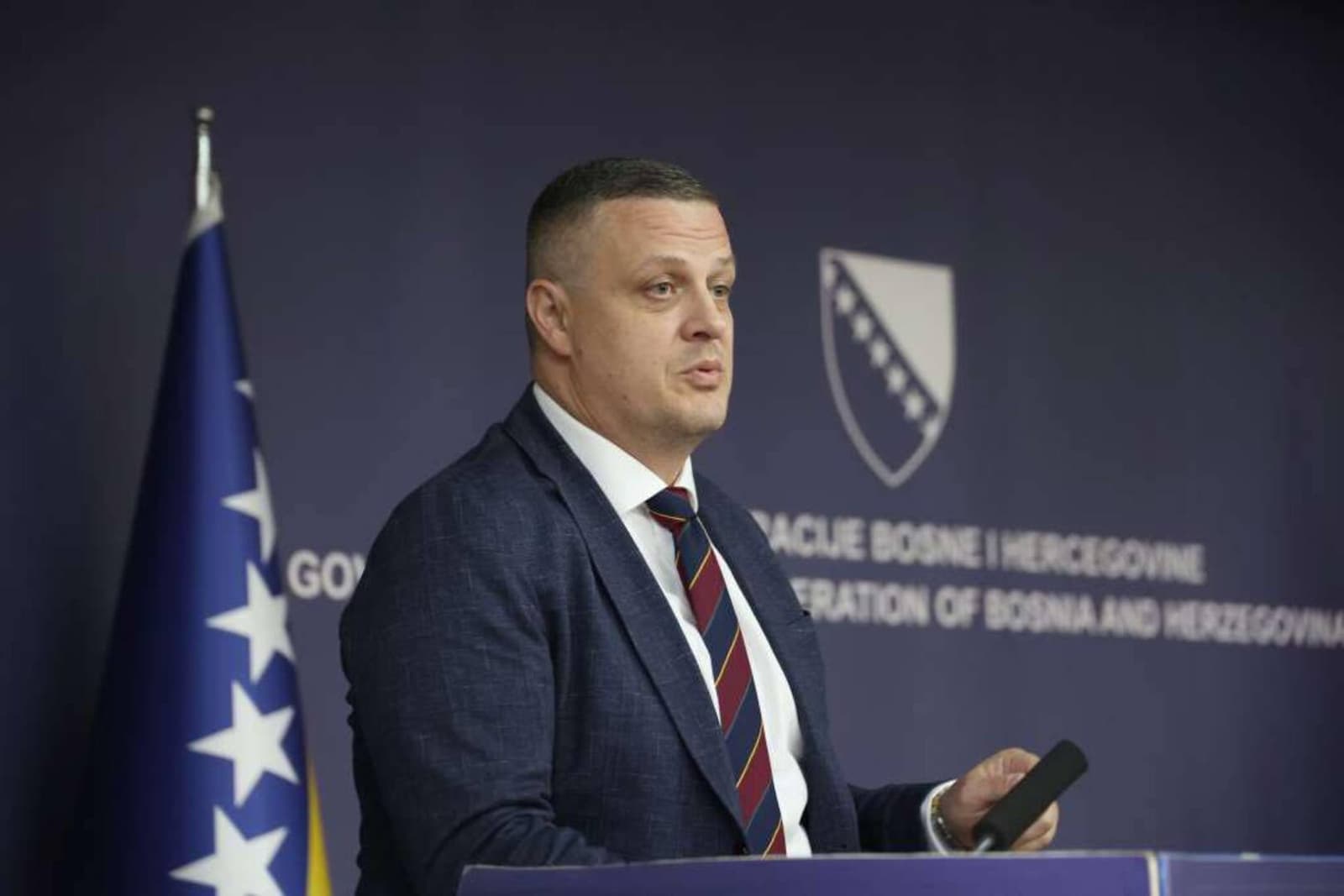 Vojin Mijatović - Druga polovina Milorada Dodika - slika 1