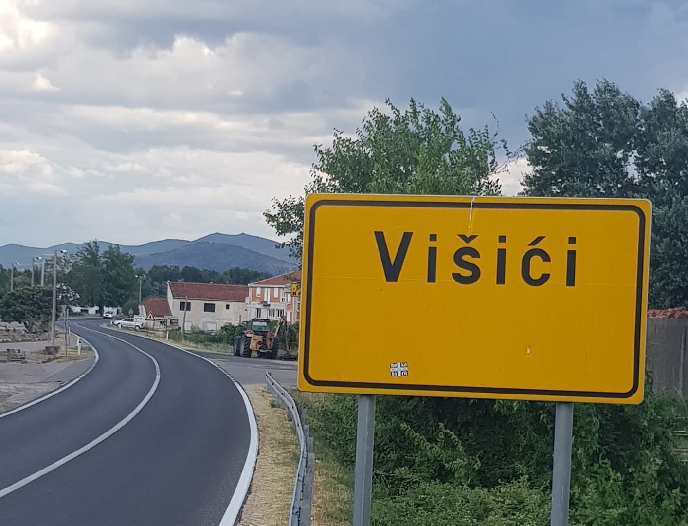 Rijedak politički presedan u BiH: U istom selu pet gradskih vijećnika - slika 1