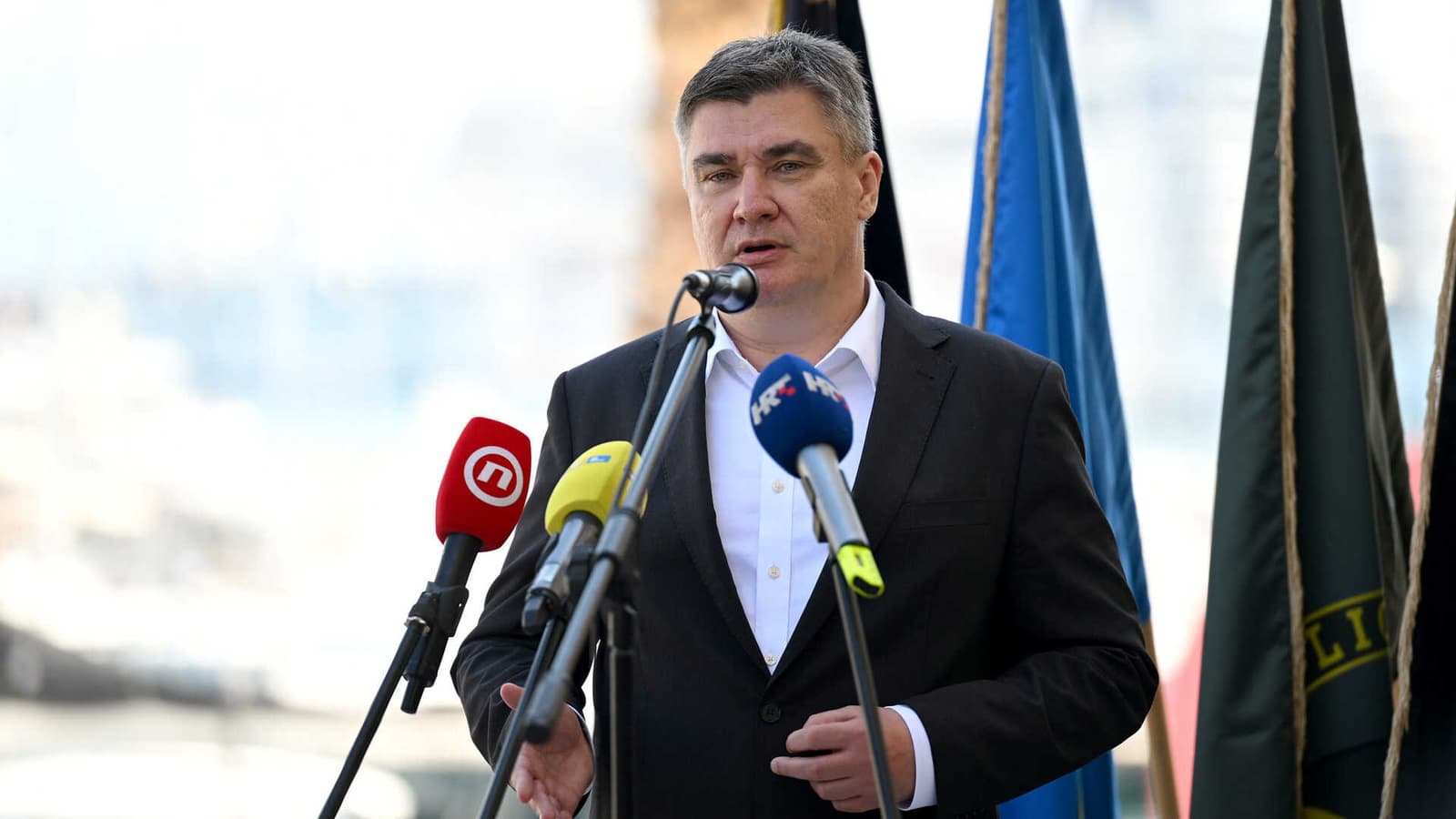 Milanović: Francuska, preko naših leđa, ulizuje se Srbiji! - slika 1