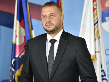 Nešković traži hitno ukidanje akciza na gorivo